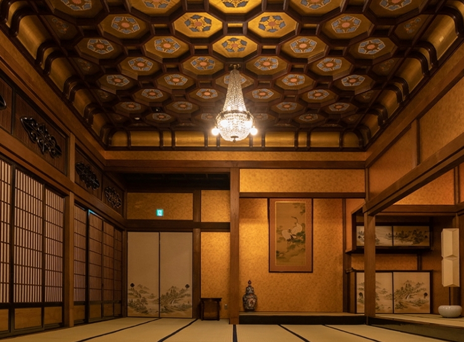 蔵春閣